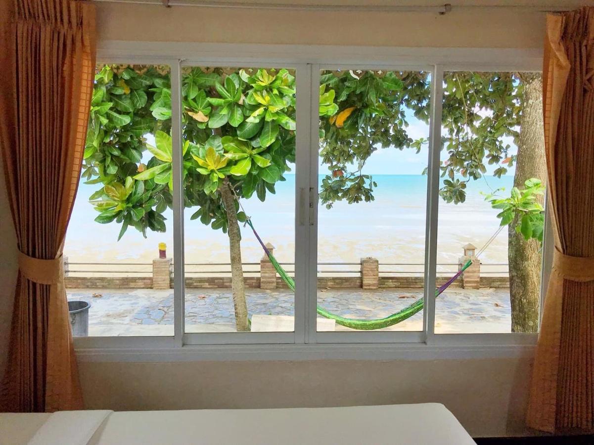 The Iris Resort Chao Lao Beach Extérieur photo